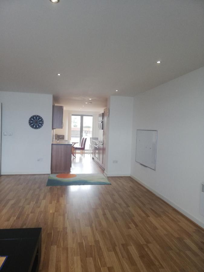 Stunning Waterfront Western Harbour Apartment エディンバラ エクステリア 写真